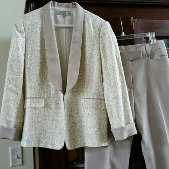 Tahari Pants - Tahari Career Suit Size 8 petite